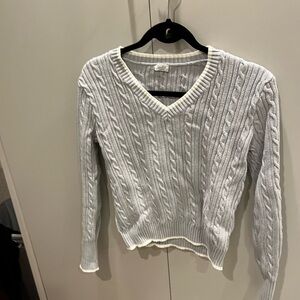 Brandy Melville cable knit baby blue sweater with white lining v neck